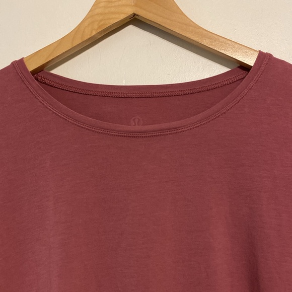 Lululemon To The Point Long Sleeve Loose Fit Misty Merlot Tee-Shirt - Picture 5 of 14